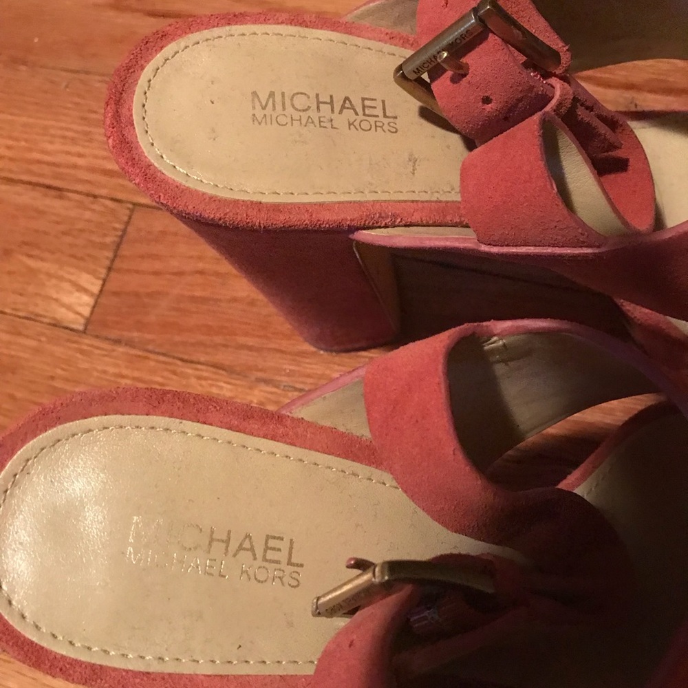 Michael Kors Mauve Platform Heels - Picture 3 of 5
